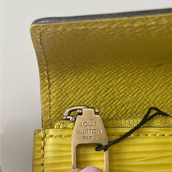 LOUIS VUITTON Wallet Authentic - Picture 11 of 13